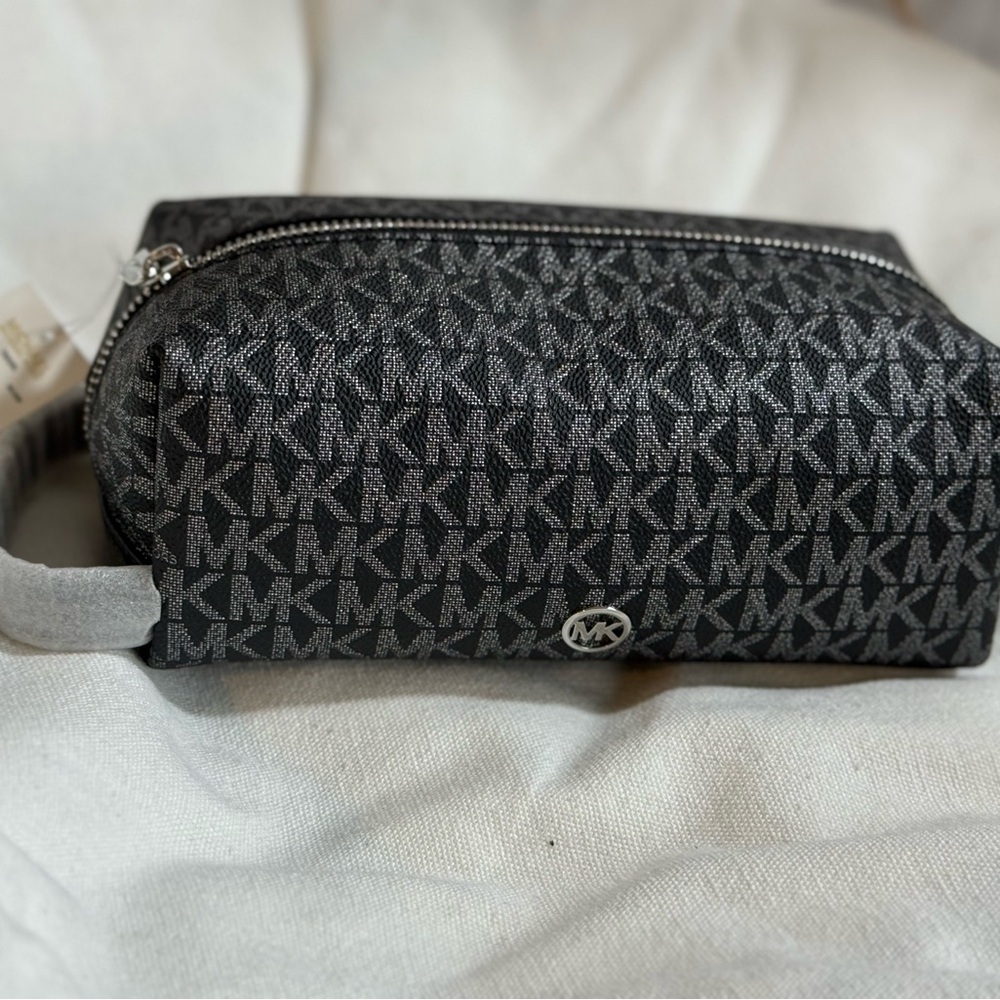 NWT Michael Kors Black and Silver Signature Travel Bag